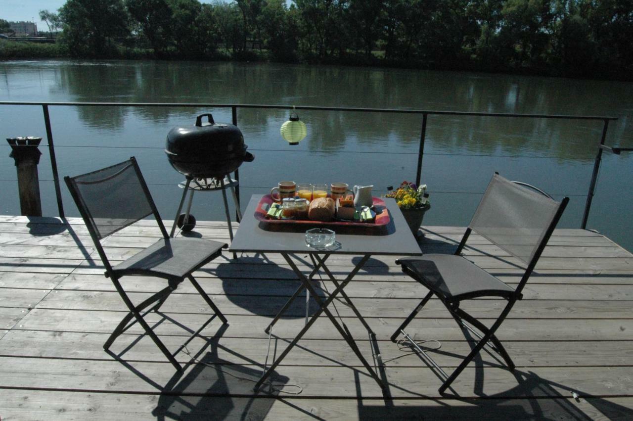Peniche Espoir Bulle Bed & Breakfast Avignon Exterior photo